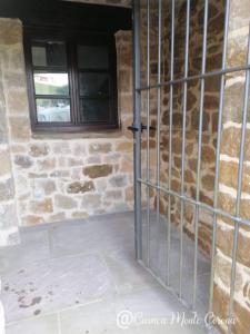 Kép Casa con encanto en La Hayuela, situada a 5 min de Comillas szállásáról Udiasban a galériában