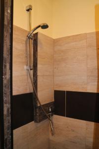 Łazienka w obiekcie Leonia- Apartamenty i Pokoje Gościnne