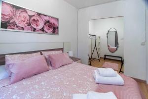 Ένα ή περισσότερα κρεβάτια σε δωμάτιο στο Casa Viriato Barrio la Horta