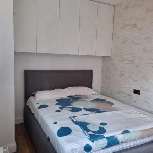 Llit o llits en una habitació de Apartment with sea view