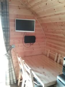 Gallery image of Heated Supersize Glamping Pod with ensuite bathroom, Wilburton, Nr Ely, Cambs in Wilburton