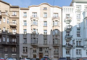 Budova, v ktorej sa apartmán nachádza