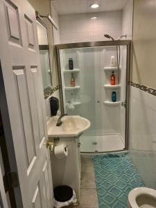 Ванная комната в The dream stylish apartment near Providence