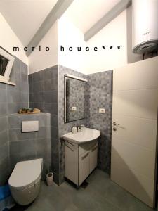 Kúpeľňa v ubytovaní Merlo House Dol Hvar