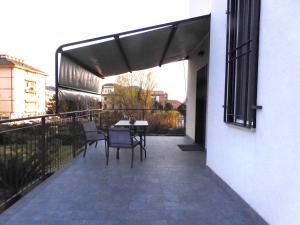 A balcony or terrace at Le rose di Bino