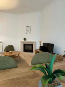 Imagen de la galería de Zulla Moradia T3, Praia do Norte, en Nazaré