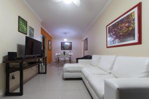 Μια τηλεόραση ή/και κέντρο ψυχαγωγίας στο Praia do Forte - Condomínio Forte da Praia