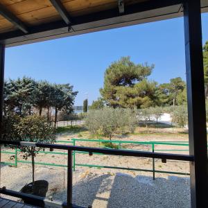 Балкон или терраса в Mobile Homes Adriatic , Campsite Porton Biondi -Rovinj