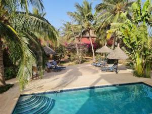 Kolam renang di atau di dekat Le Souimanga Hotel Saly