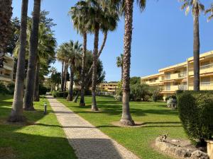 Imagen de la galería de Résidence Les Eucalyptus, en Antibes