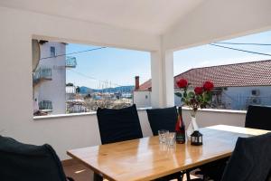 Fotografie z fotogalerie ubytování Apartments Anita Tribunj v destinaci Tribunj