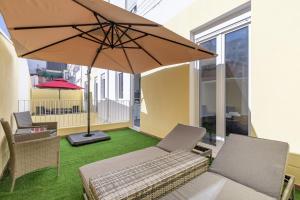 Χώρος καθιστικού στο Gorgeous Apt with a Large Private Terrace