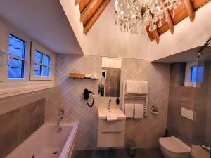 Koupelna v ubytování Boutique Hotel Huys van Leyden