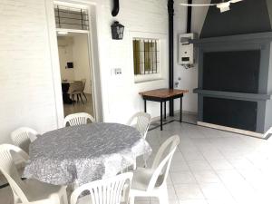 Φωτογραφία από το άλμπουμ του CasaLolaMora σε Yerba Buena