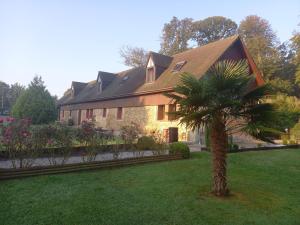 Ein Garten an der Unterkunft chambres et gites d'étretat