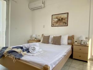 A bed or beds in a room at Sunset View Apartment, in the nature, at Zipari "6"