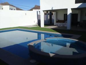 Kolam renang di atau dekat dengan Big House Pool Grill, 4 Bedrooms 12 ppl AC Ocean view TV WIFI