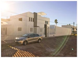 Gambar di galeri bagi Big House Pool Grill, 4 Bedrooms 12 ppl AC Ocean view TV WIFI di Guaymas