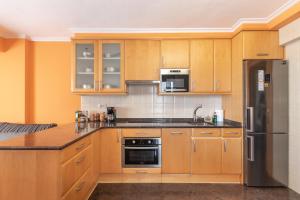 Kuchyňa alebo kuchynka v ubytovaní Confortable apartamento en Lekeitio