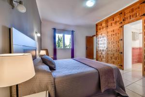 Postel nebo postele na pokoji v ubytování Villa Bellavista Calpe