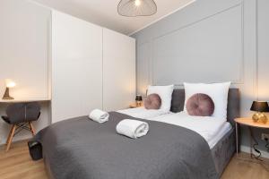Posteľ alebo postele v izbe v ubytovaní Browar Gdański Free Parking by Noclegi Renters