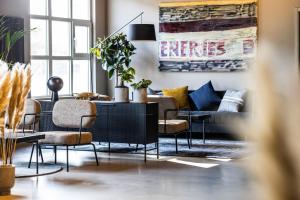 Зона вітальні в Pier 5 Hotel