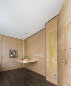 Ett badrum på Green Living in Style - An Exclusive Designer Home near Galiana Golf