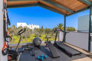 Fitnesscenter och/eller fitnessfaciliteter på La Serena Residence & Farm with Heated Pool