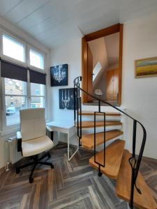 TV a/nebo společenská místnost v ubytování Ferienwohnung Langenberg Altstadt WiFi Netflix