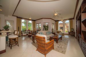 Gallery image of 3 bedroom Bella Vista 2D close to pool by Stay in CR in Herradura