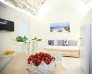 TV a/nebo společenská místnost v ubytování BLU MARE suite privata & apartment