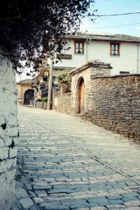 Foto sihtkohas Gjirokastër asuva majutusasutuse Hotel Domino galeriist