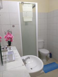 Kúpeľňa v ubytovaní Cosy Apartment in Ebene