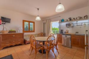 Kuchyň nebo kuchyňský kout v ubytování Can Picafort - 29003 Mallorca