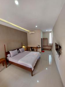 Gallery image of OASIS HOTEL in Ampana