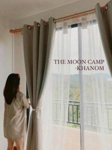 Certifikát, hodnocení, plakát nebo jiný dokument vystavený v ubytování The moon camp khanom