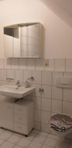 Ett badrum på Schöne Wohnung in Saarbrücken