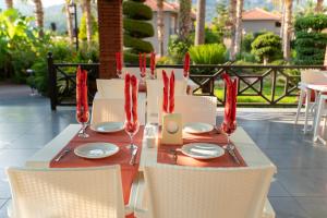 Gallery image of MİRA RESORT & Spa - All Inclusive in Kemer