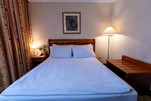Postel nebo postele na pokoji v ubytování Best Western Hotel Turist - Superior