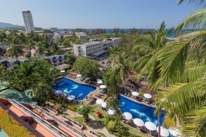 Výhled na bazén z ubytování Best Western Phuket Ocean Resort nebo okolí