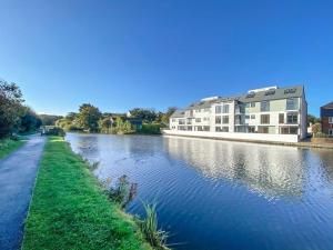 Gallery image of Canalside Bude in Bude