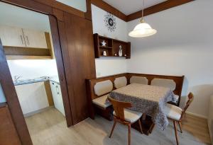 Kuchyňa alebo kuchynka v ubytovaní Appartements MAGLOV