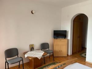 Gambar di galeri bagi Casa "Ierusalim-Hozeva-Hozeva" di Mînăstirea Neamţ