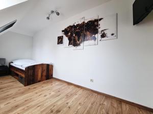 Ein Bett oder Betten in einem Zimmer der Unterkunft DM Hotels & Apartments - Apartment Pfarrgasse 09