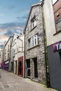 Gallery image of The Snug Townhouse in Galway