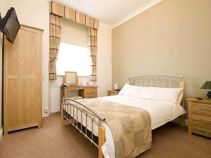 Gallery image of Stoke Rochford Hall in Grantham