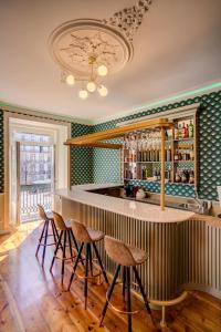 Ποτά στο Solar dos Poetas