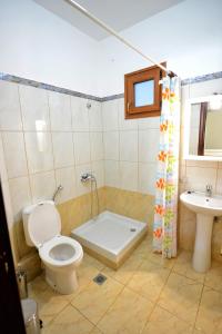 Koupelna v ubytování Artemis Rooms Leptokarya