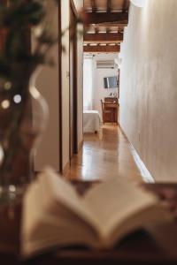 Postel nebo postele na pokoji v ubytování Hotel La Pace