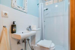 A bathroom at Apto en primera línea de playa